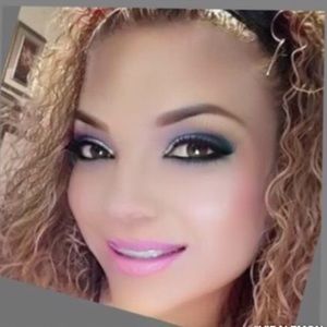 Meet your Posher, Janice